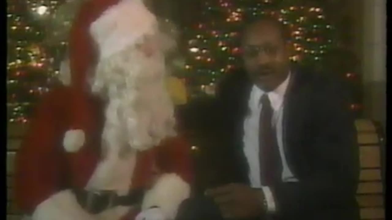 December 13, 1987 - George McGinnis Meets Santa Claus at Union Station