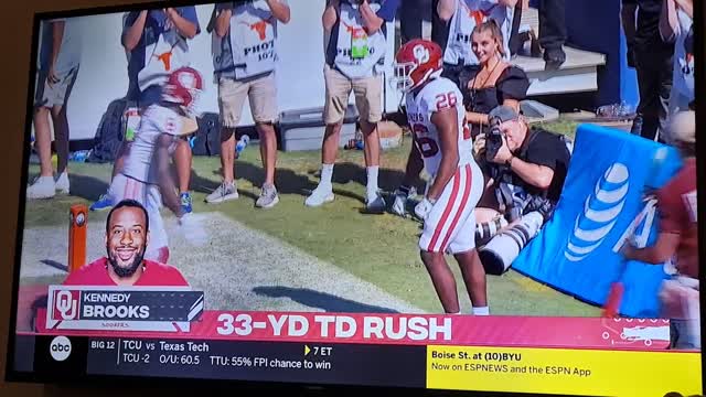 Texas beats themselves & Oklahoma gets the win!