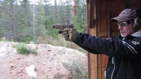 A Few Moments With My Sig Sauer M-17