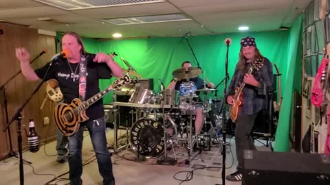 Goodnight Carnage "I Don't Care"