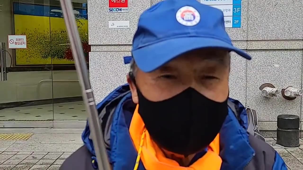 20210328_V3_S03(hc21YEWIPME)문땡땡이 조국이 국회에서 왔다갔다 애들 나쁜 애들 쫓아내려고 나왔습니다!
