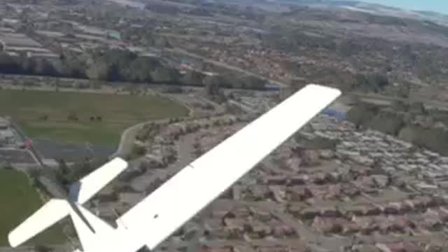 Students Pilot Lands Airplane With Missing Landing Gear #Shorts #Aviation