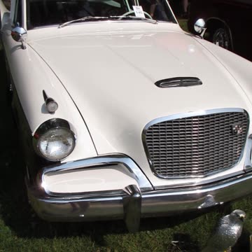 1957 Studebaker Silver Hawk