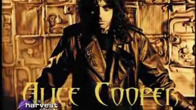 Surprise! Alice Cooper is a Christian