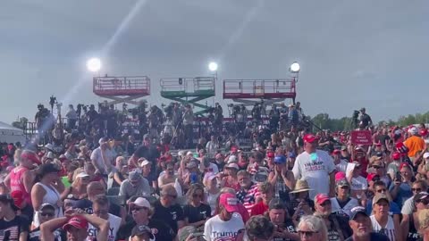 Huge Crowd at Wellington Rally Jun 26