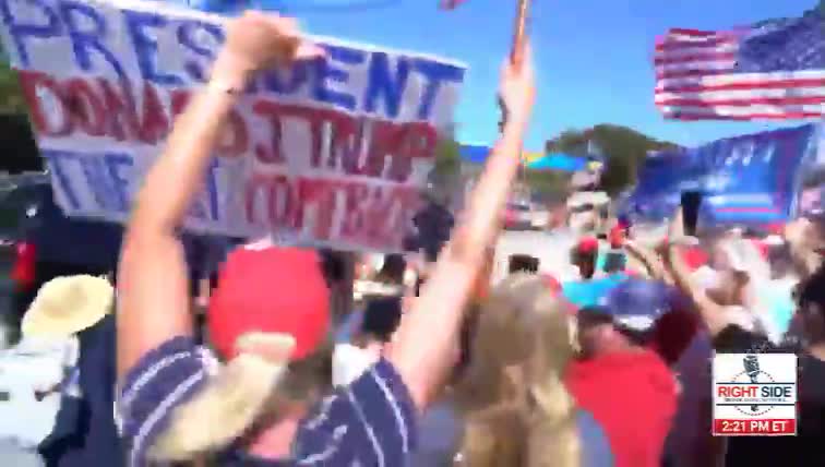 "WE KNOW YOU WON" Trump Motorcade Greeted by Thousands of Adoring Fans in Florida