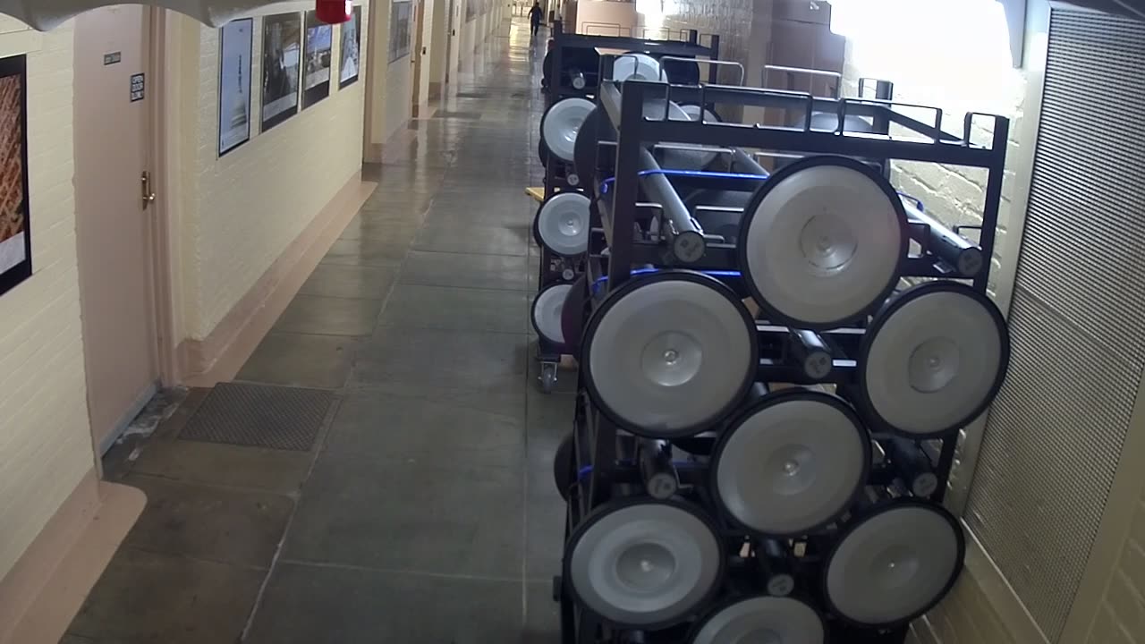 0058USCHBAHT46Hallway_2021-01-05_07h00min00s670ms.mp4