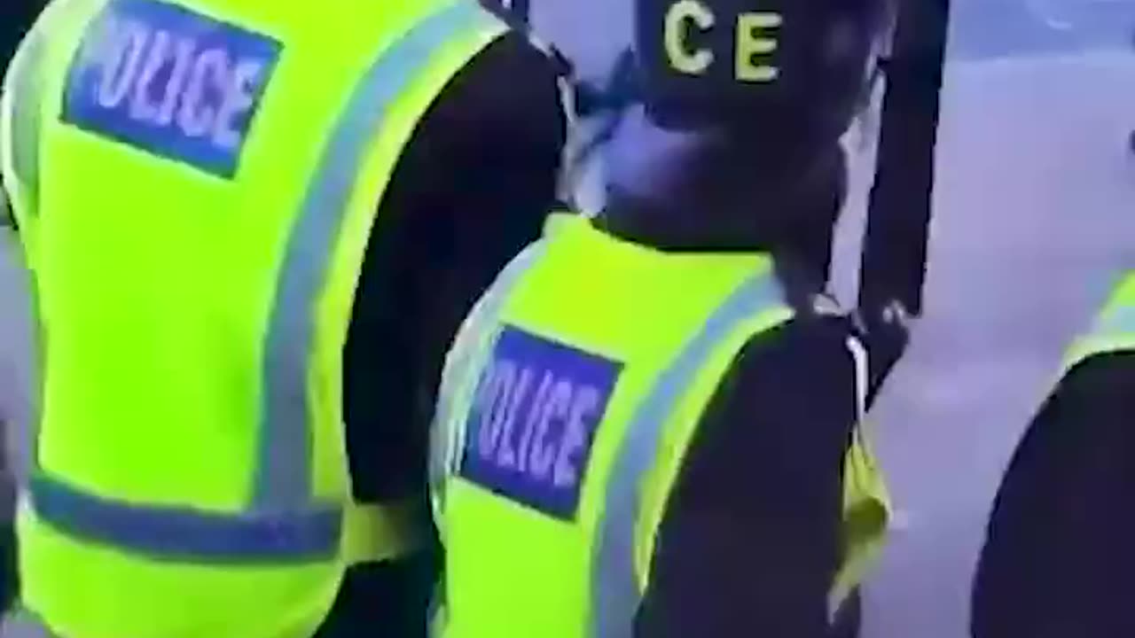 British Citizen reacts to the News.