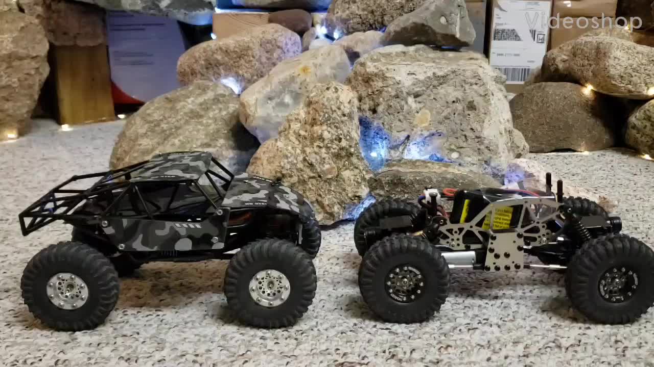 HBX Devestator vs. SCX24