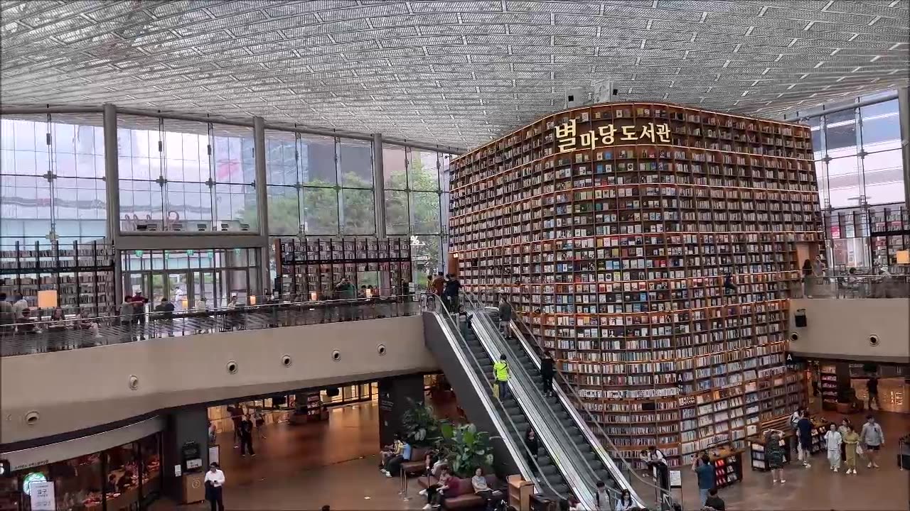 23_0918星空圖書館