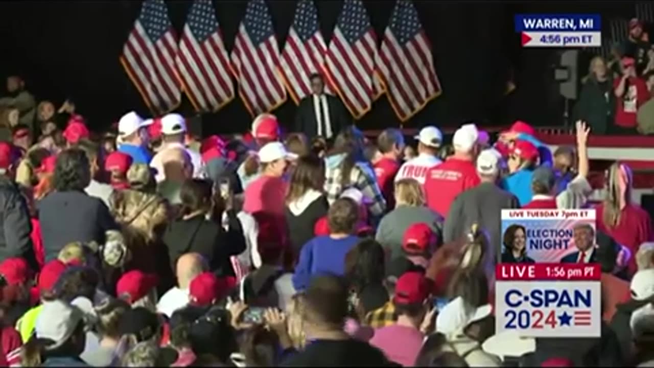 ‘Who Cares?!’ Trump Rally-Goer Interrupts Former President’s Rant About Biden