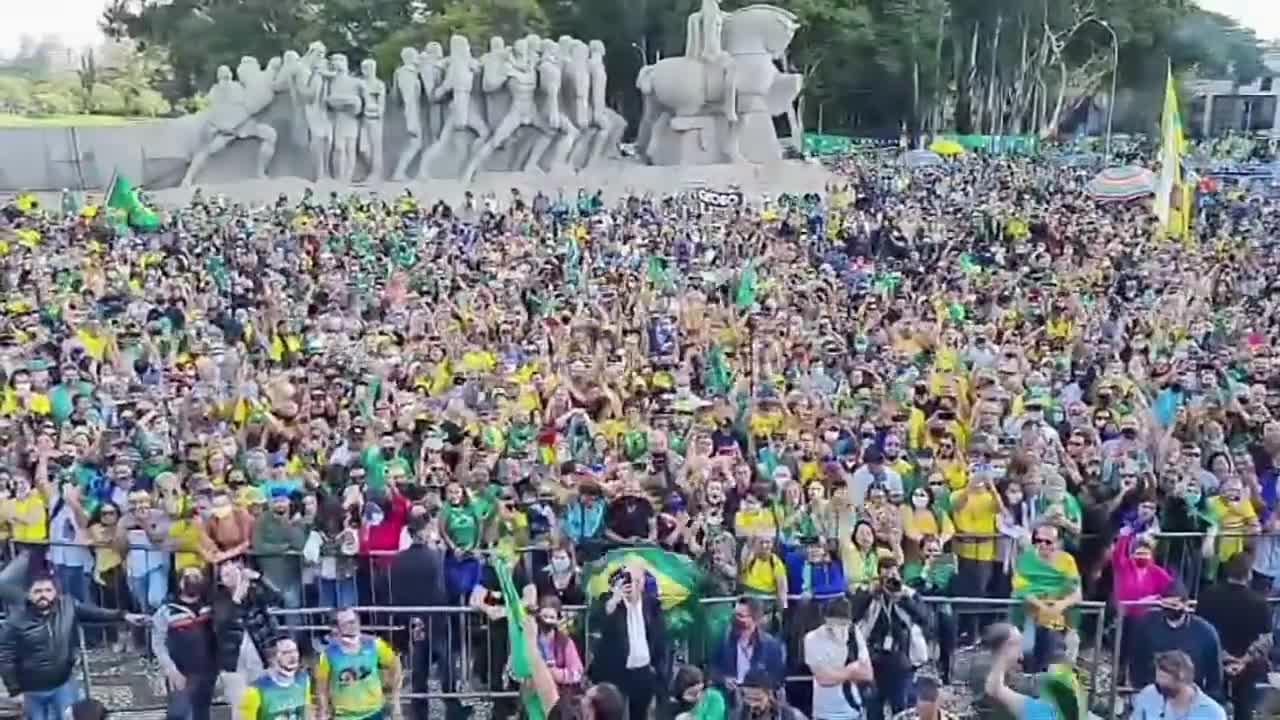 MAIOR PASSEIO MOTOCICLÍSTICO DO BRASIL COM A PRESENÇA DO PR. JAIR BOLSONARO