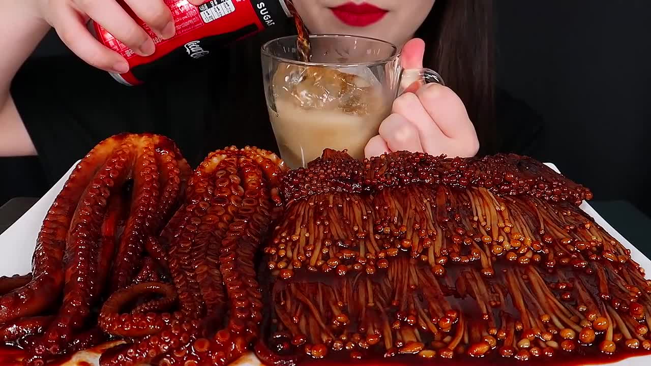 ASMR JAMUR ENOKI PEDAS, GURITA SPICY BLACK BEAN MUSHROOMS OCTOPUS