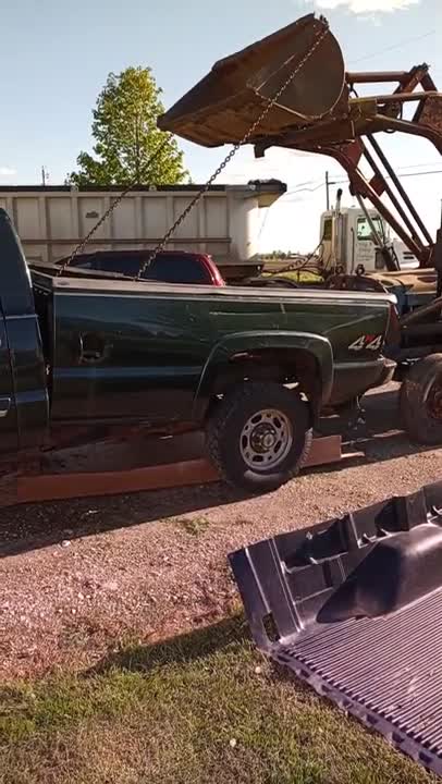 How to take the bed off of a truck with minimal effort