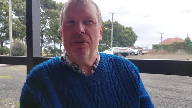 The Farmer Preparing for famine, The Deplorables Tassie Tour
