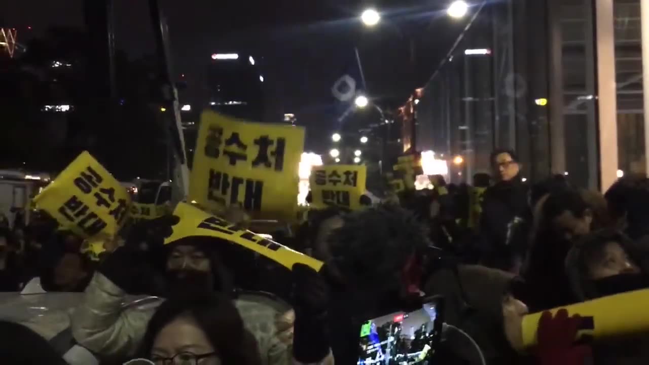 20191215_V3_S03(u_fSkCumKoI)이렇게 수많은 국민이 이한밤에 국회앞에서 외치는데