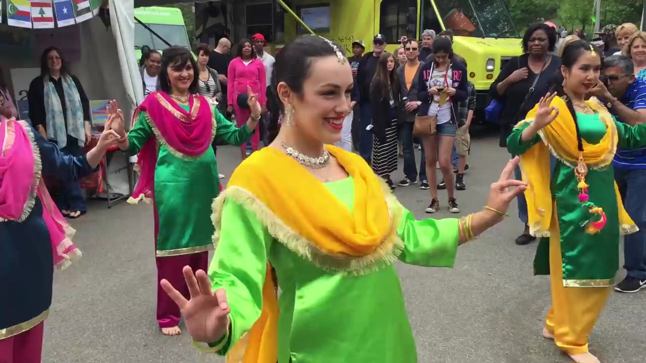 Sindhi Dance Performance سنڌي ڪلچرل ڊانسby Sanam Studios at Atlanta Dogwood Festival