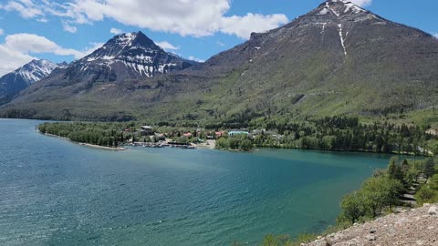 Waterton Lakes National Park - Beautiful Scenery
