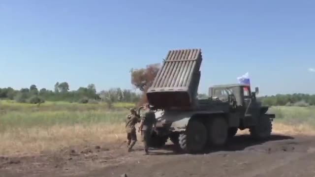 The artillery unit of the 9th regiment of the NM of the DPR continues to strike