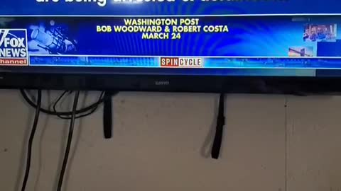 Fox News riporta lo scandalo schede elettorali e...