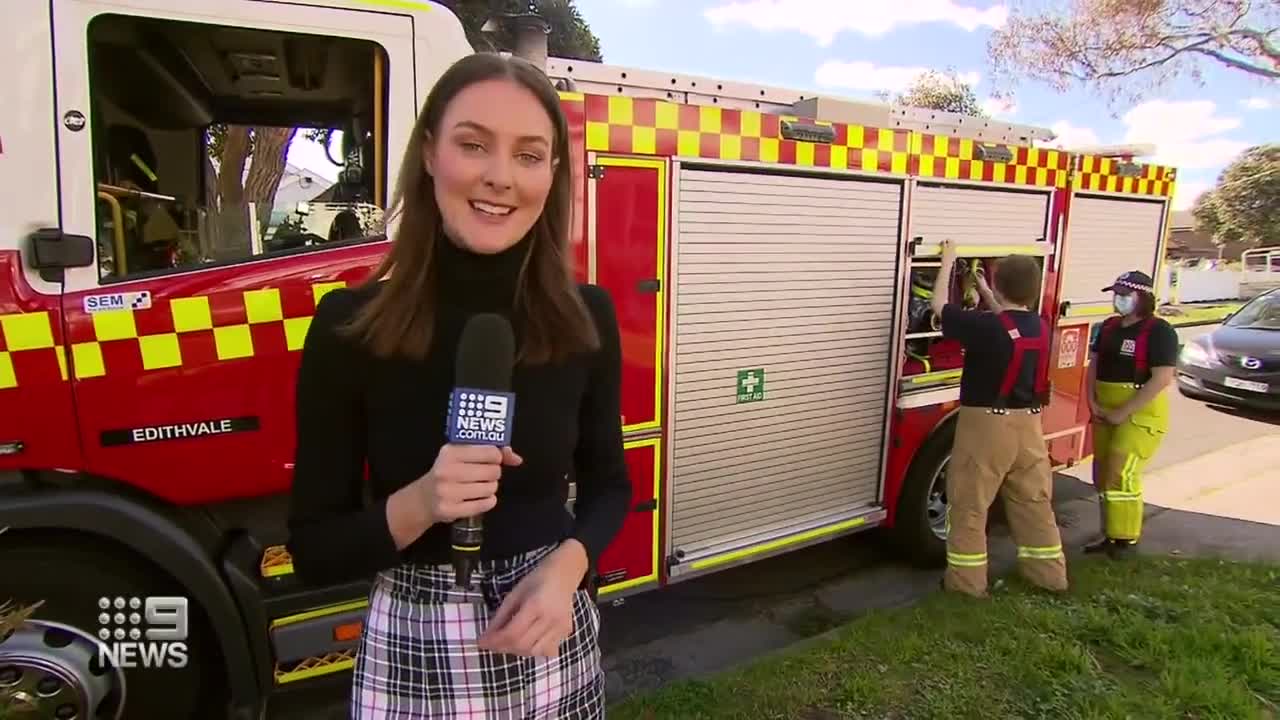 Children receive presents from local firefighters | 9 News Australia