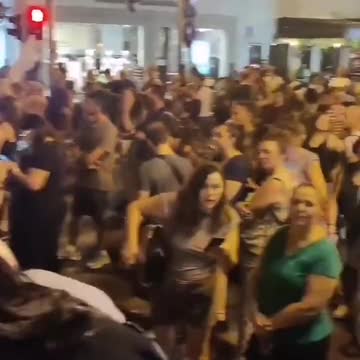 LOVE MY ISRAELI PATRIOTOS!!! יחי החופש!!!