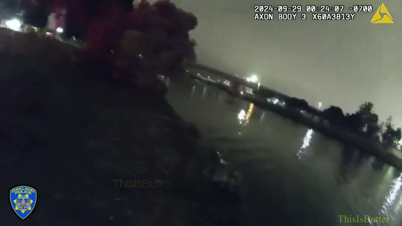 Oakland officers save drowning man from Lake Merritt canal