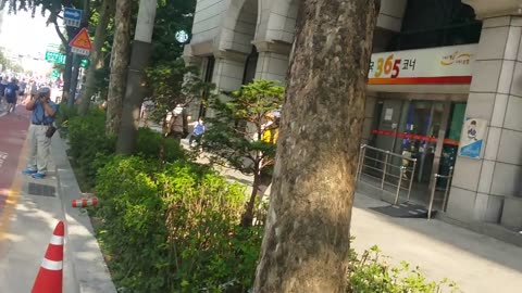 20180608_V3_S01(P1TEoM6FMB0)현충일날 동화면세점에서 청와대까지 행진하는 애국시민들