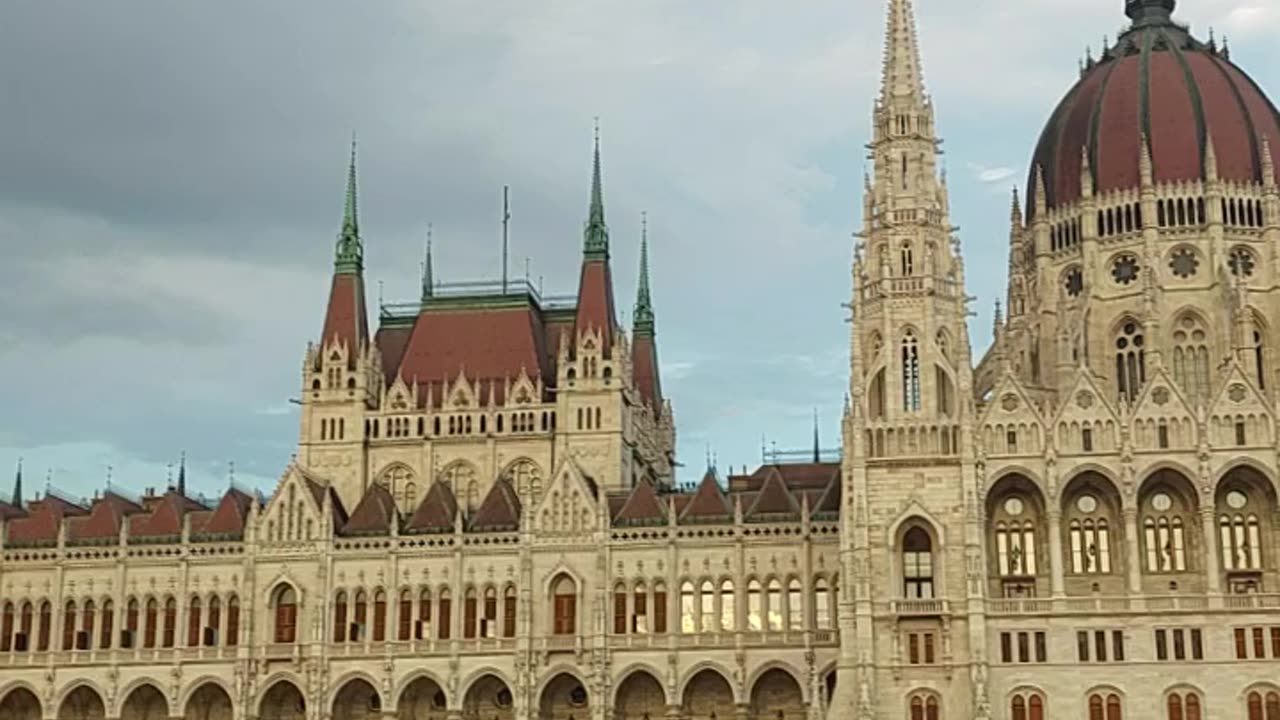 The Danube River, Hungarian Parliment