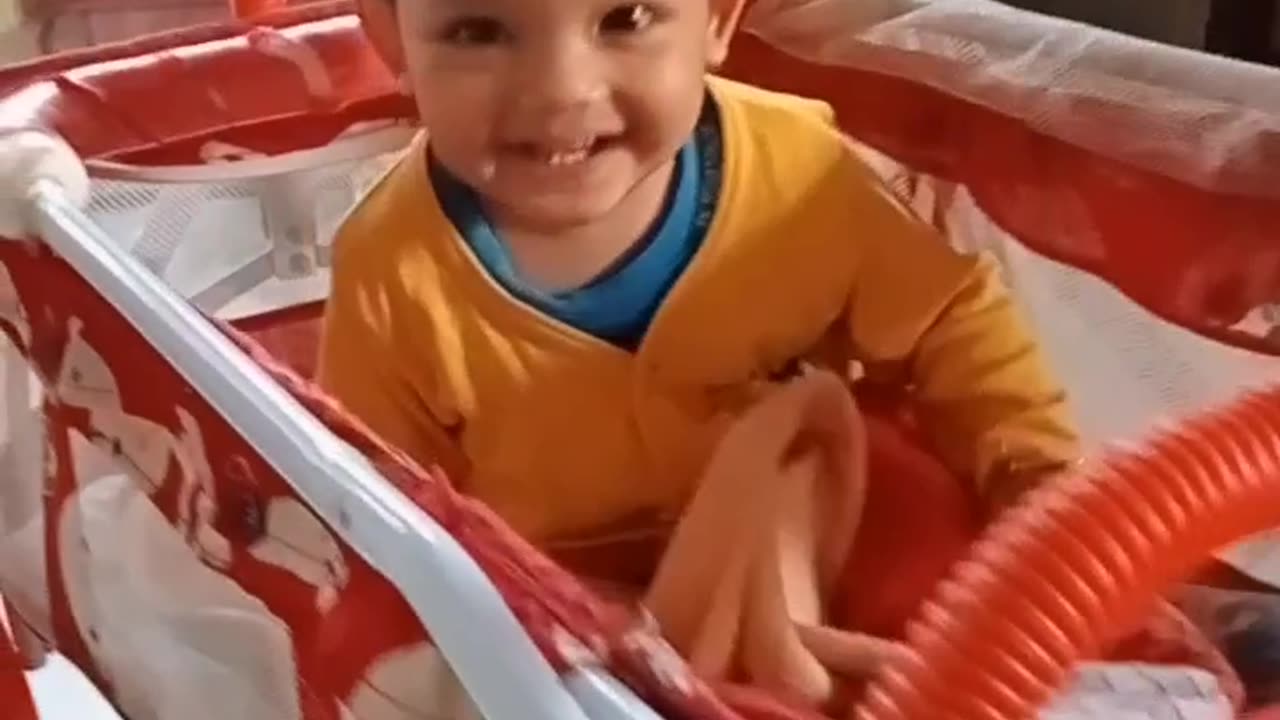 Baby to swing