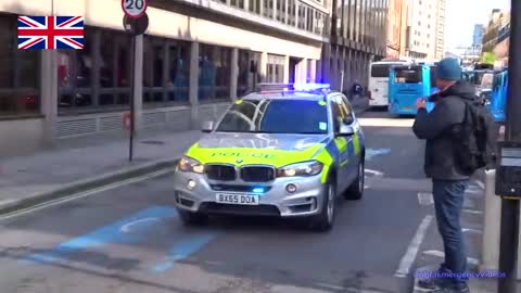 Japanese police cars vs United Kingdom police cars