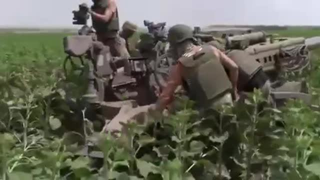 THE WORK OF AN M777 HOWITZER ON A SHOOT AN SCOOT MISSION