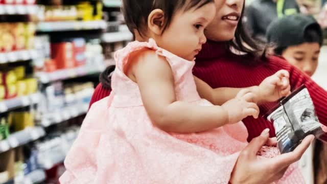 Going to the market or picking up groceries can be very hard, make it easy now