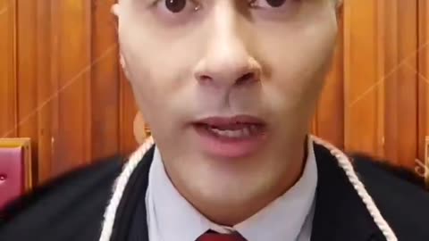 Vale a pena ver de novo: essa é uma obra de ficção e não tem qualquer relação com qualquer pessoa, lugar ou situação da vida real