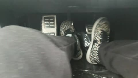 HOW TO DRIVE MANUAL CAR