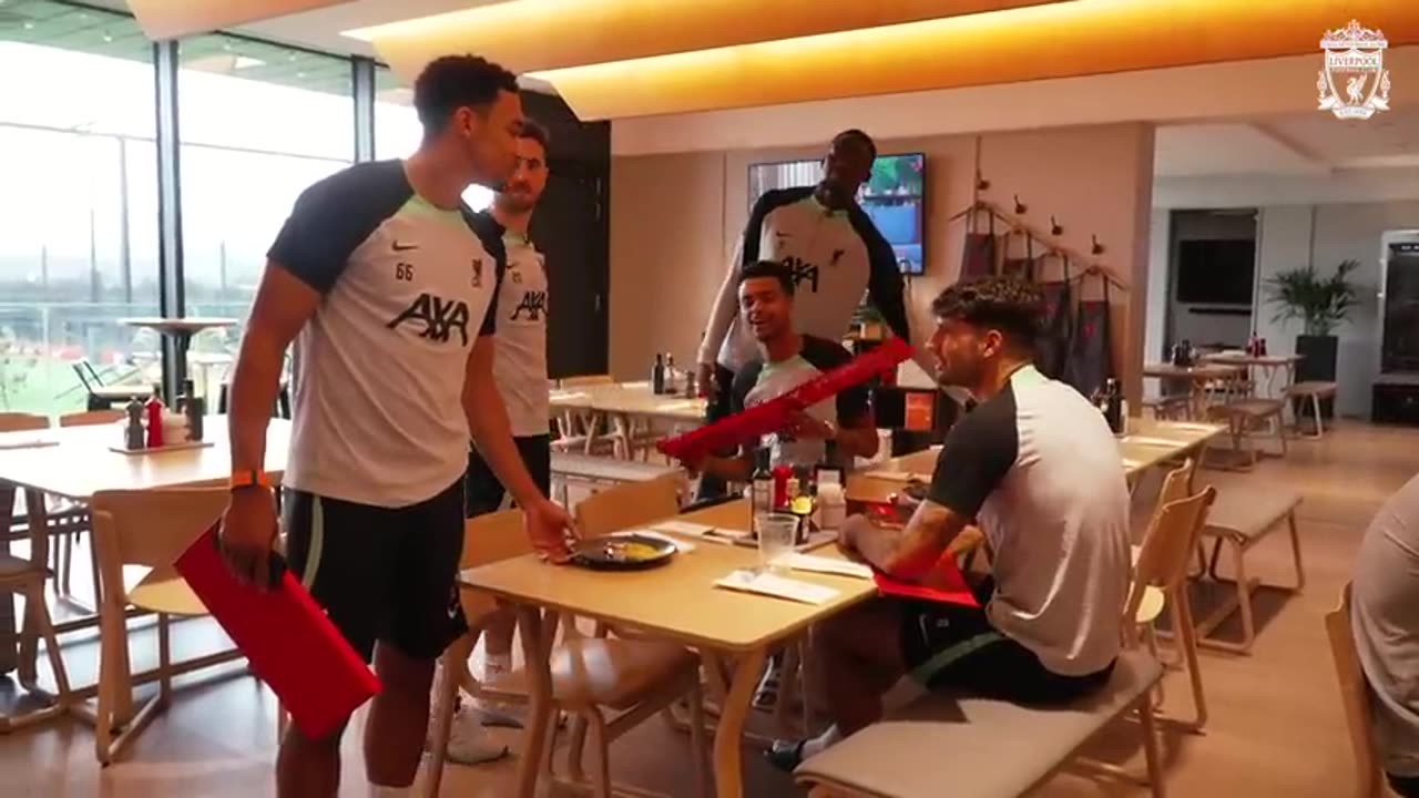 Liverpool players react! HILARIOUS Jota & Konate partnership | EA SPORTS FC 24 ratings revealed
