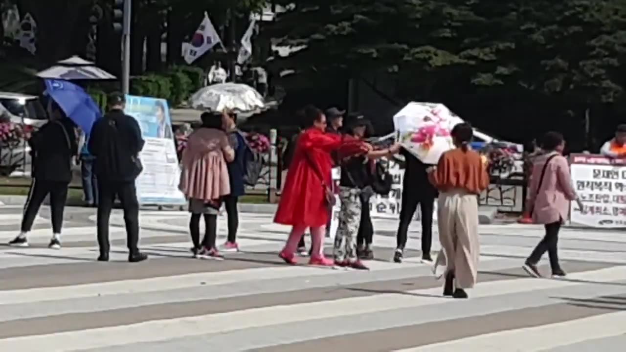 20190928_V3_S02(bpHwElanZl0)영상에 얼굴이 나오면 절대 안되는 분의 작은 목소리에 어떤 뜻이 담겼을까_