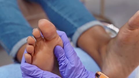 feet massage