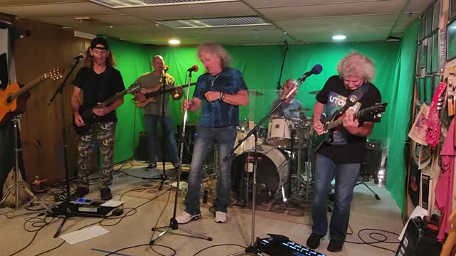 Motor Eyes "Luckless"