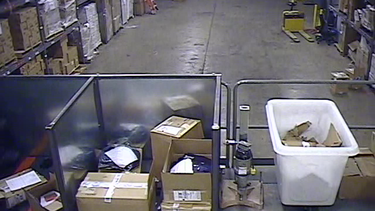 6016WHUGGALoadingDockWA12_2021-01-06_15h40min00s990ms.mp4