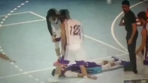 Another Player Collapsed While Playing Basketball