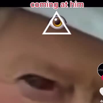 Must watch 😳Queen Elizabeth has evil energy