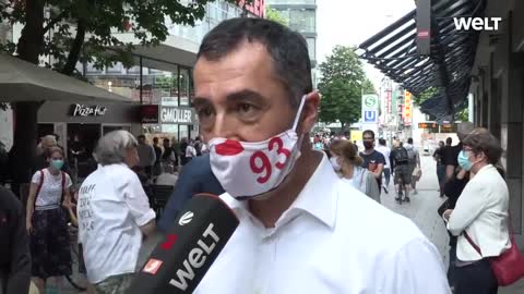 Özdemir weist Passanten zurecht – „Halten Sie bitte die Fresse“