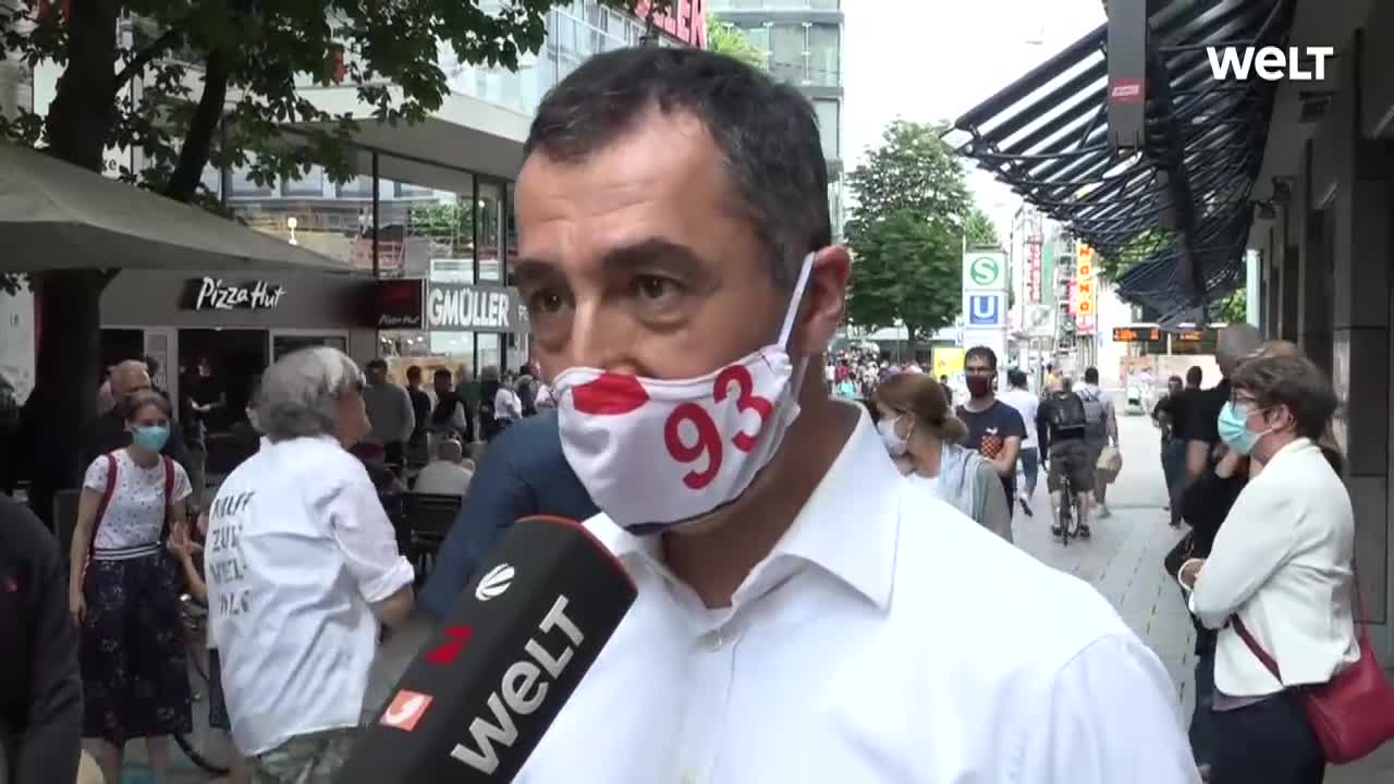 Özdemir weist Passanten zurecht – „Halten Sie bitte die Fresse“
