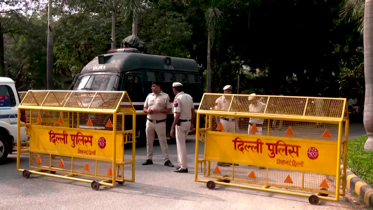 Indian Hindus, Sikhs rally together after violence at Canadian temple