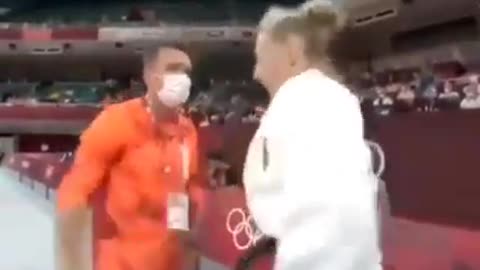 Slap judo coach