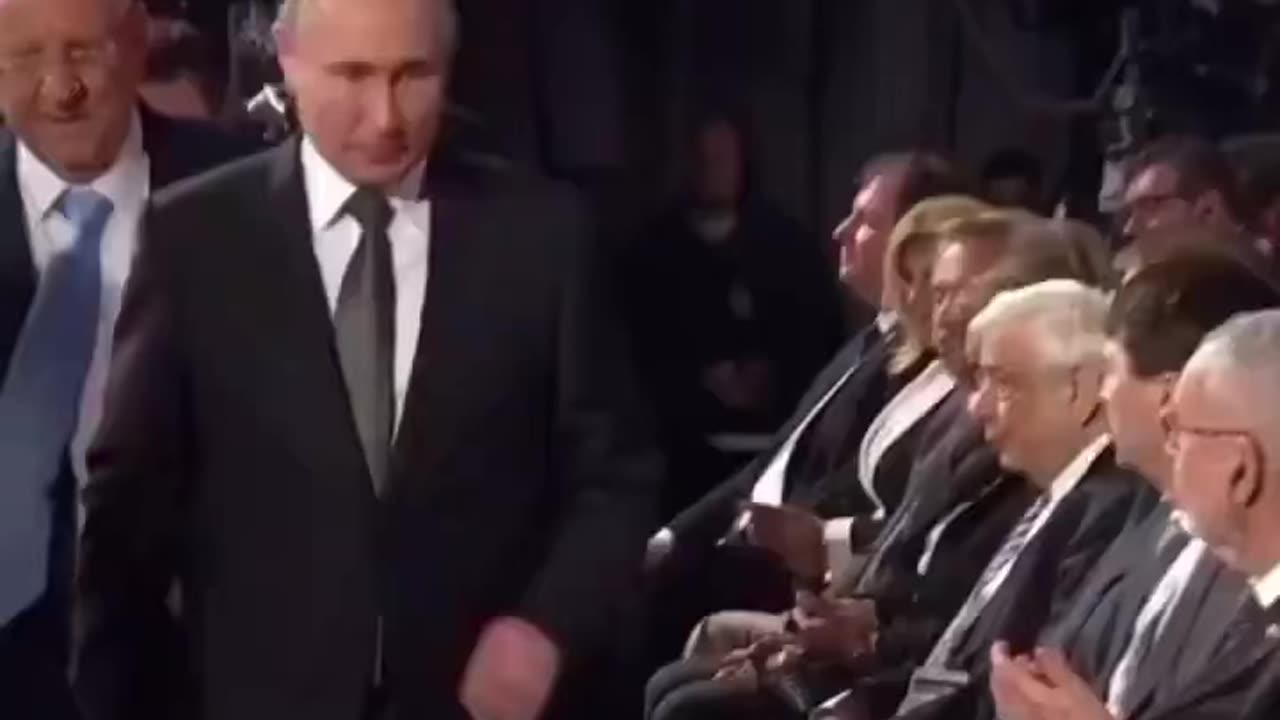 President Putin dissed Netanyahu very telling.