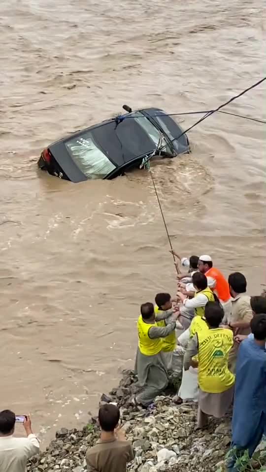 Car Accidents and How to Help them