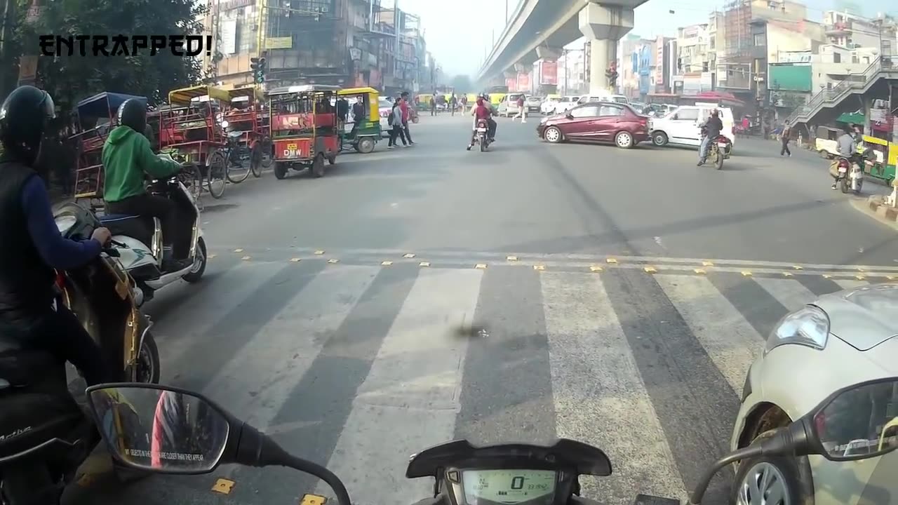 Biker Vs. Roads 6. | Idiots on Roads | Road Rage | Angry People | Bad Drivers India | Close Calls |