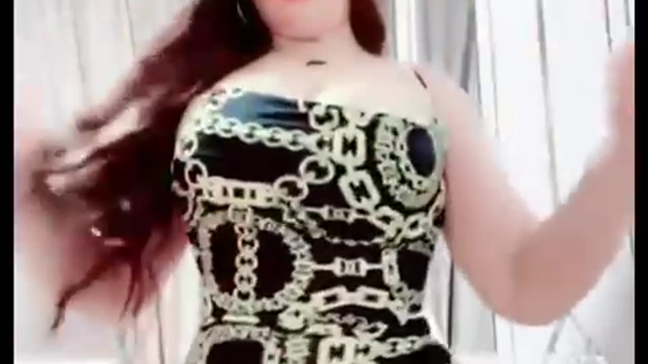 Big boobs Arab Girl Dance